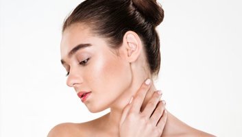 Liposuzione del doppio mento Turchia